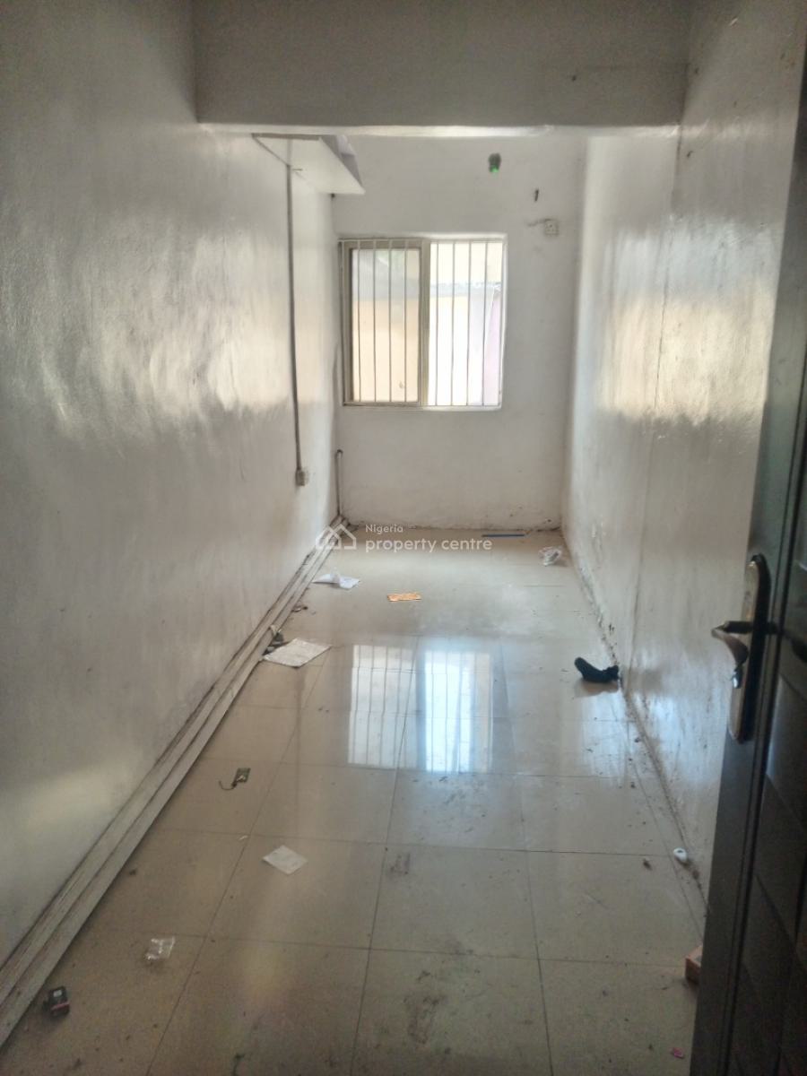 a Renovated Mini Flat Bedroom with Extra Room, Adeniyi Jones, Ikeja, Lagos, Mini Flat (room and Parlour) for Rent