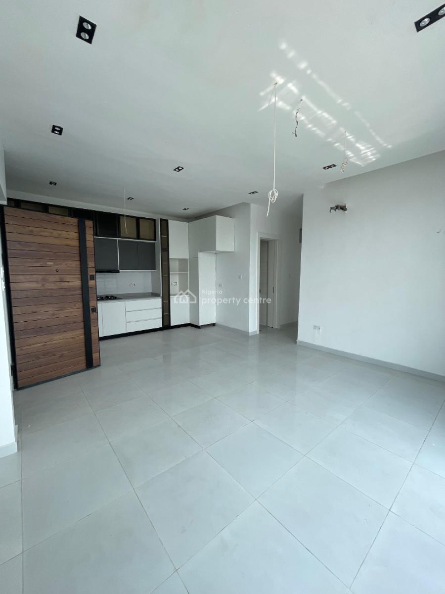 Spacious 2 Bedroom Apartment Available, Ologolo, Lekki, Lagos, Flat / Apartment for Rent