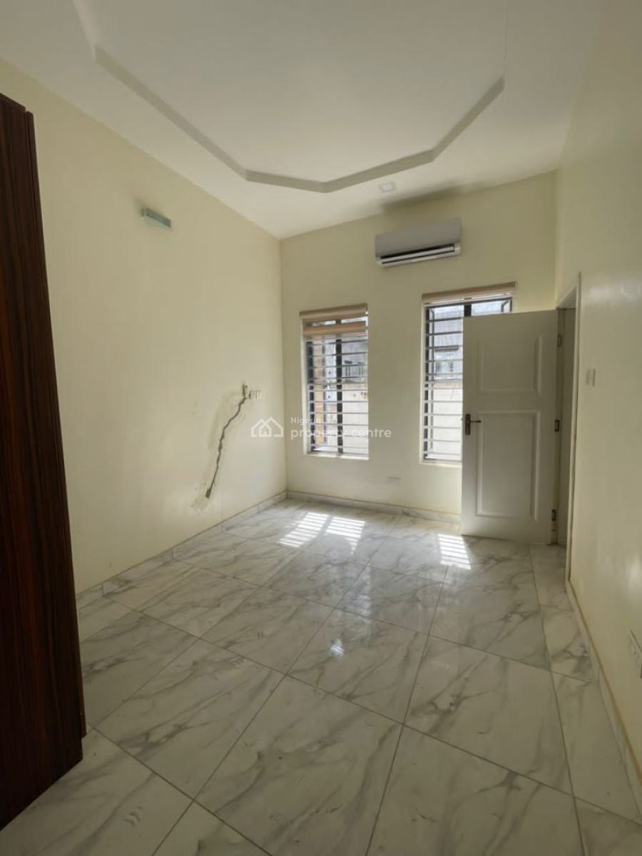 Single Room, Ikota Villa Estate, Ikota, Lekki, Lagos, Self Contain (single Rooms) for Rent