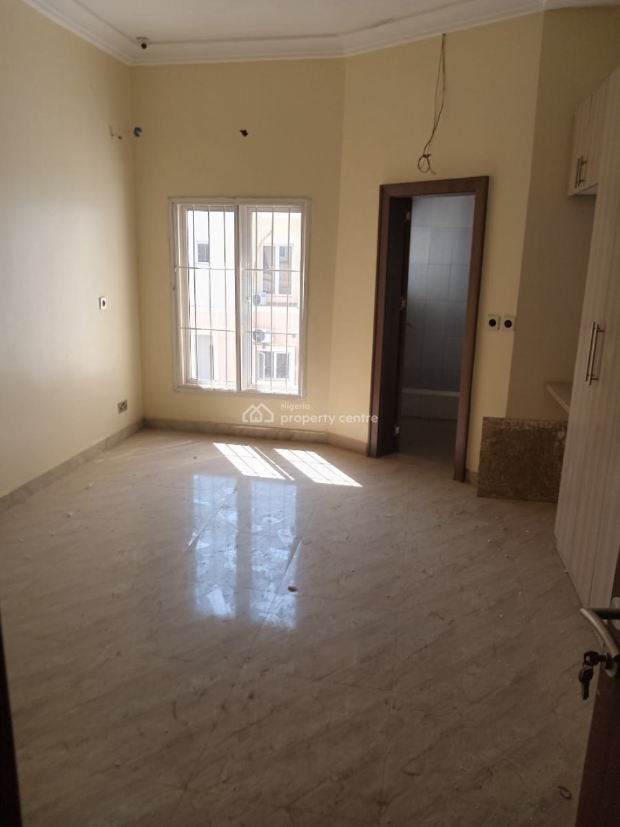 a Good Spacious & Serviced 5-bedroom Terrace Duplex + 1 Bq, Diplomatic Zone, Katampe Extension, Katampe, Abuja, Terraced Duplex for Rent