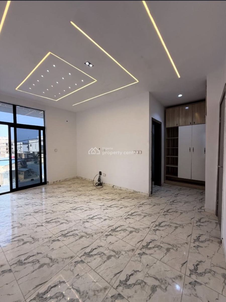 4 Bedrooms Semi-detached Duplex with Bq, Ikota, Lekki, Lagos, Semi-detached Duplex for Sale