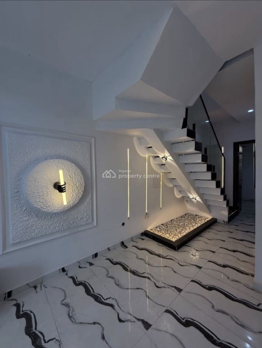 4 Bedrooms Semi-detached Duplex with Bq, Ikota, Lekki, Lagos, Semi-detached Duplex for Sale
