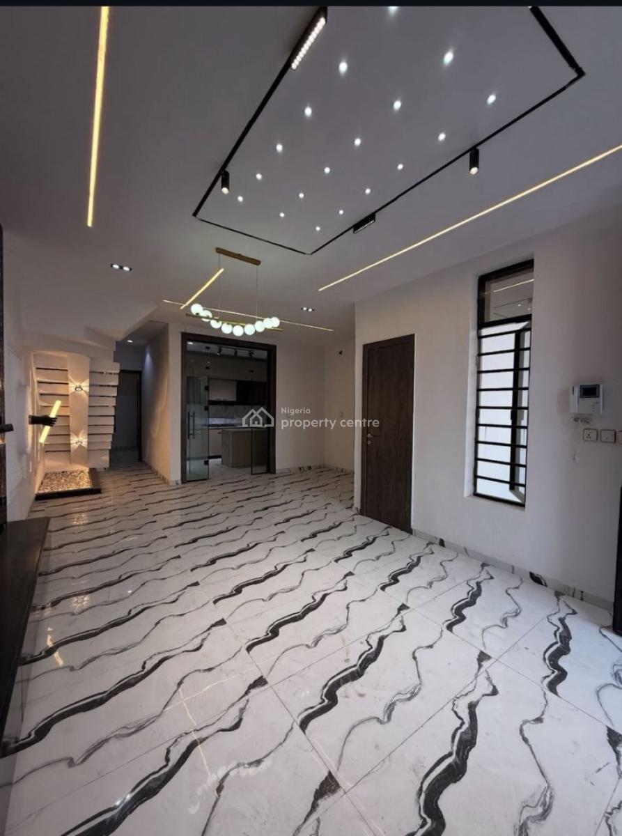 4 Bedrooms Semi-detached Duplex with Bq, Ikota, Lekki, Lagos, Semi-detached Duplex for Sale