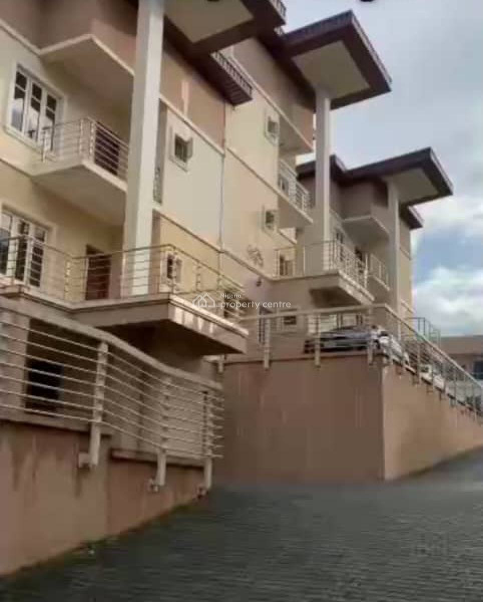 4-bedrooms Terrace Duplex, Guzape Main, Guzape District, Abuja, Terraced Duplex for Sale