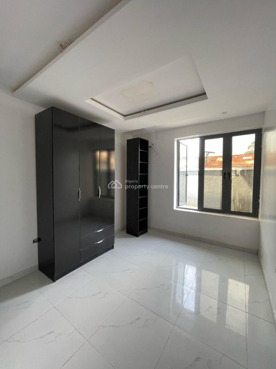 Spacious  2 Bedroom Apartment, Chevron Toll Gate, Lekki, Lagos, Flat / Apartment for Rent