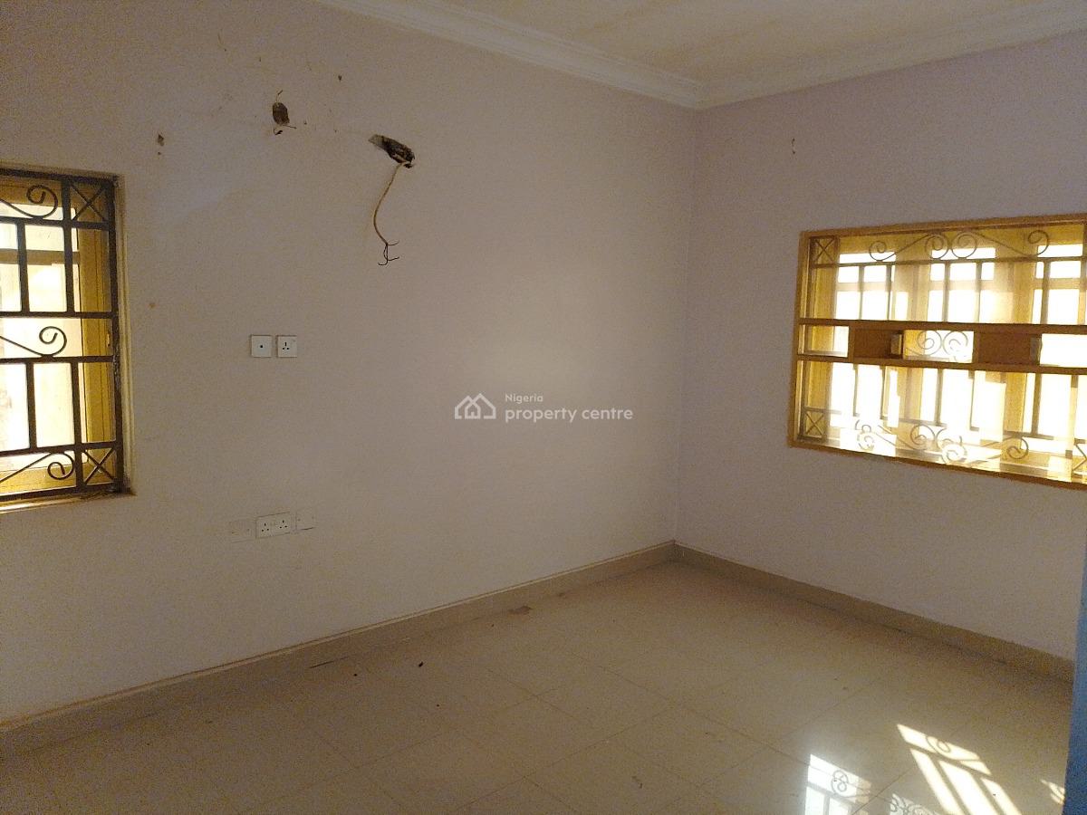 3 Bedrooms Flat (flat 3 Gf), R.s Tahir Street, Opposite Earth Point Modern Shelter Estate, Life Camp, Abuja, Flat / Apartment for Rent