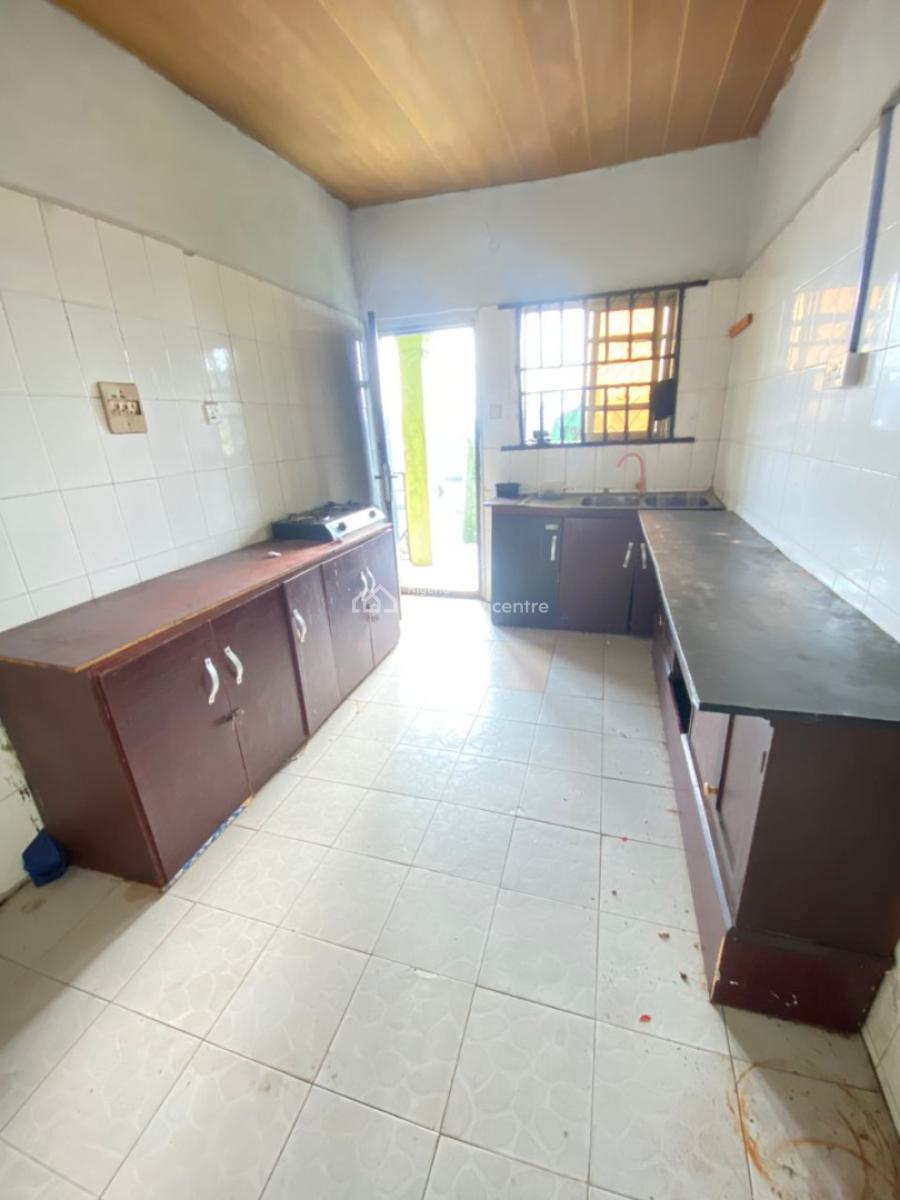 a Spacious Room Shared Apartment, Ado Road, Ajah, Lagos, Self Contain (single Rooms) for Rent