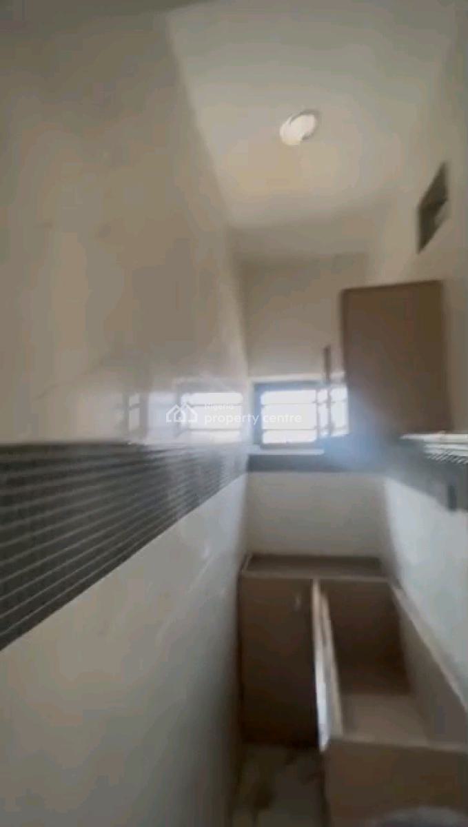 Standard  Units of Mini Flat, Ilaje, Off Akoka Road, Bariga, Shomolu, Lagos, Mini Flat (room and Parlour) for Rent
