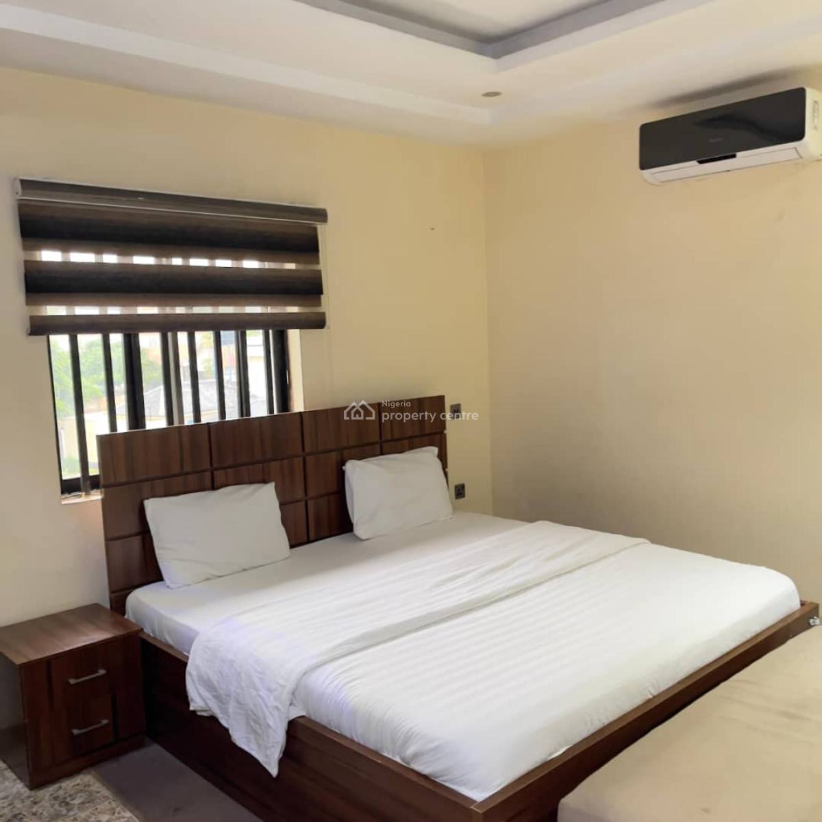 Fully Furnished 3 Bedroom with, Generator, Gym, Cinema and Bar, Wuse 2, Abuja, Flat / Apartment for Rent