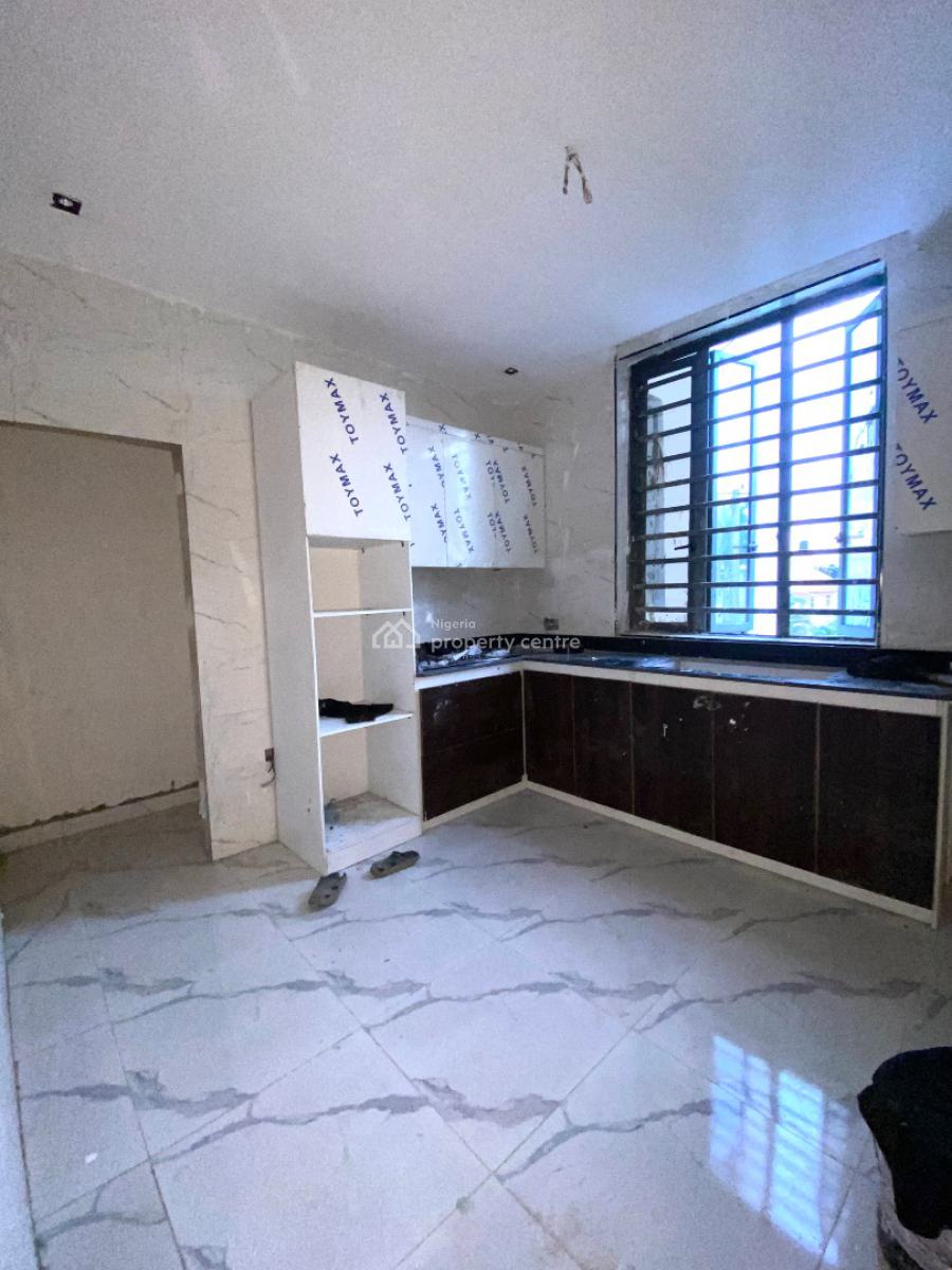 Newly Built 3 Bedroom Apartment with a Bq, Lekki Phase 1, Lekki, Lagos, Flat / Apartment for Rent