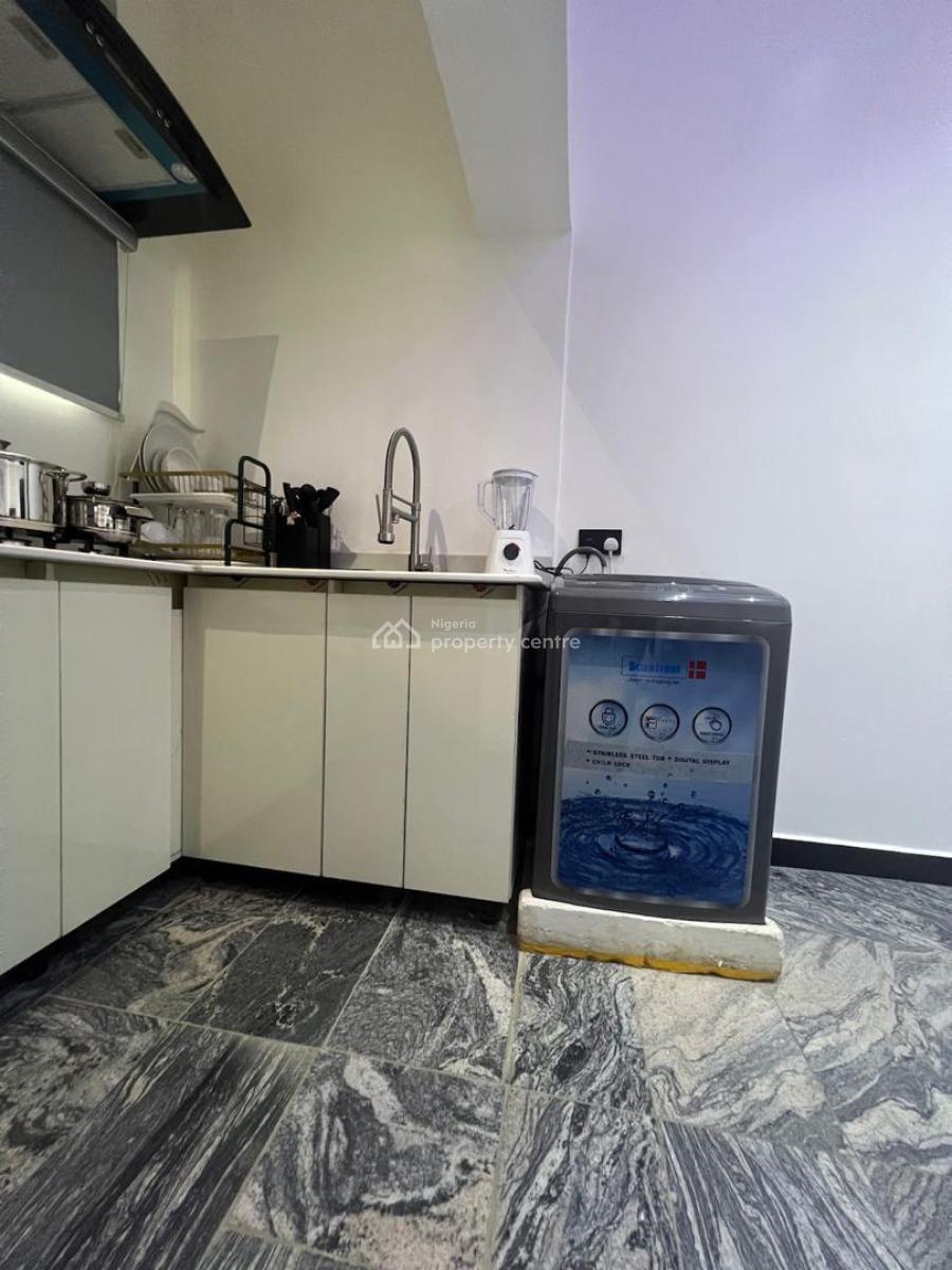 Fully Furnished 3 Bedroom and 1 Bedroom(4 Bedrooms) with 2 Sitting Rooms, By American Intl School, Durumi, Abuja, Terraced Duplex for Sale