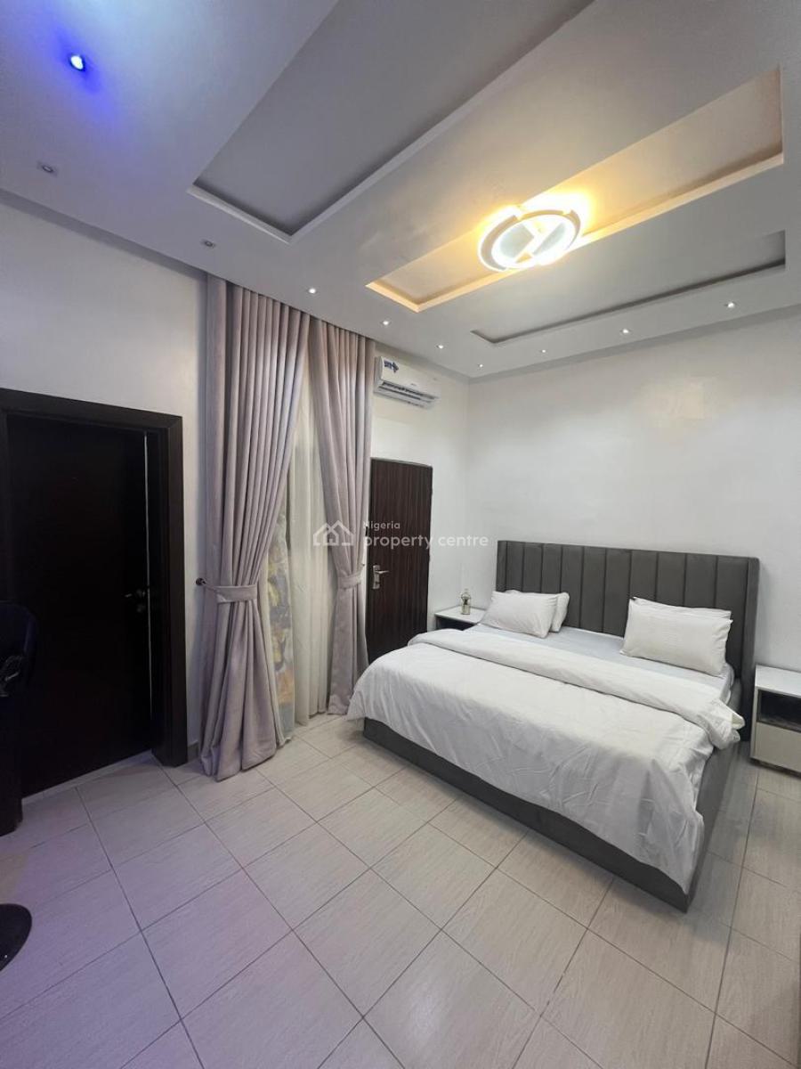 Fully Furnished 3 Bedroom and 1 Bedroom(4 Bedrooms) with 2 Sitting Rooms, By American Intl School, Durumi, Abuja, Terraced Duplex for Sale