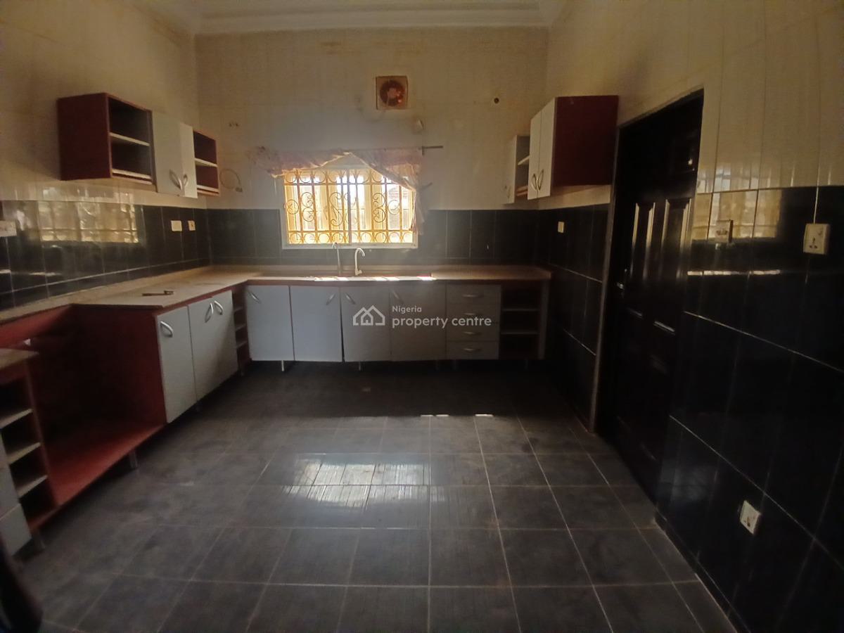 3 Bedroom  Bungalow with 2 Rooms Bq, Pengassan 2 Estate, Lokogoma District, Abuja, Detached Bungalow for Rent