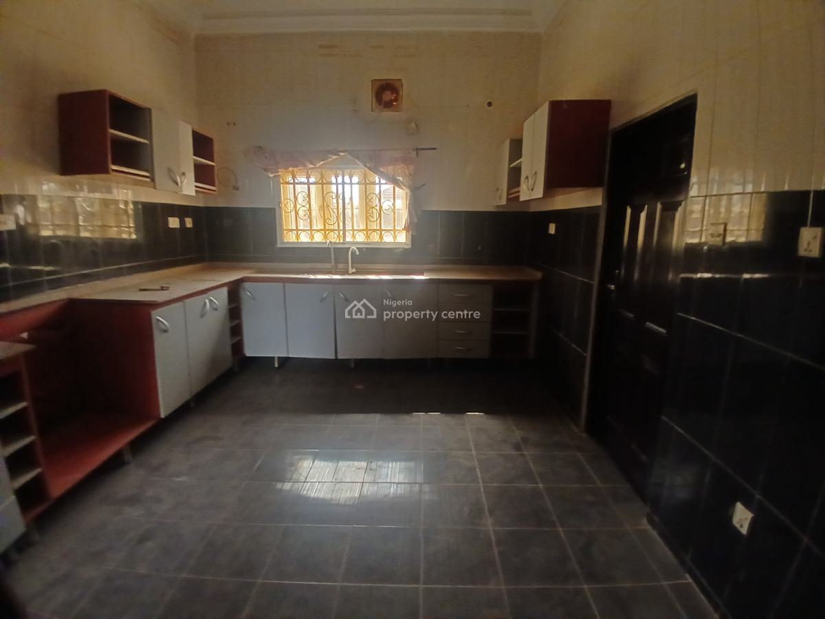 3 Bedroom  Bungalow with 2 Rooms Bq, Pengassan 2 Estate, Lokogoma District, Abuja, Detached Bungalow for Rent