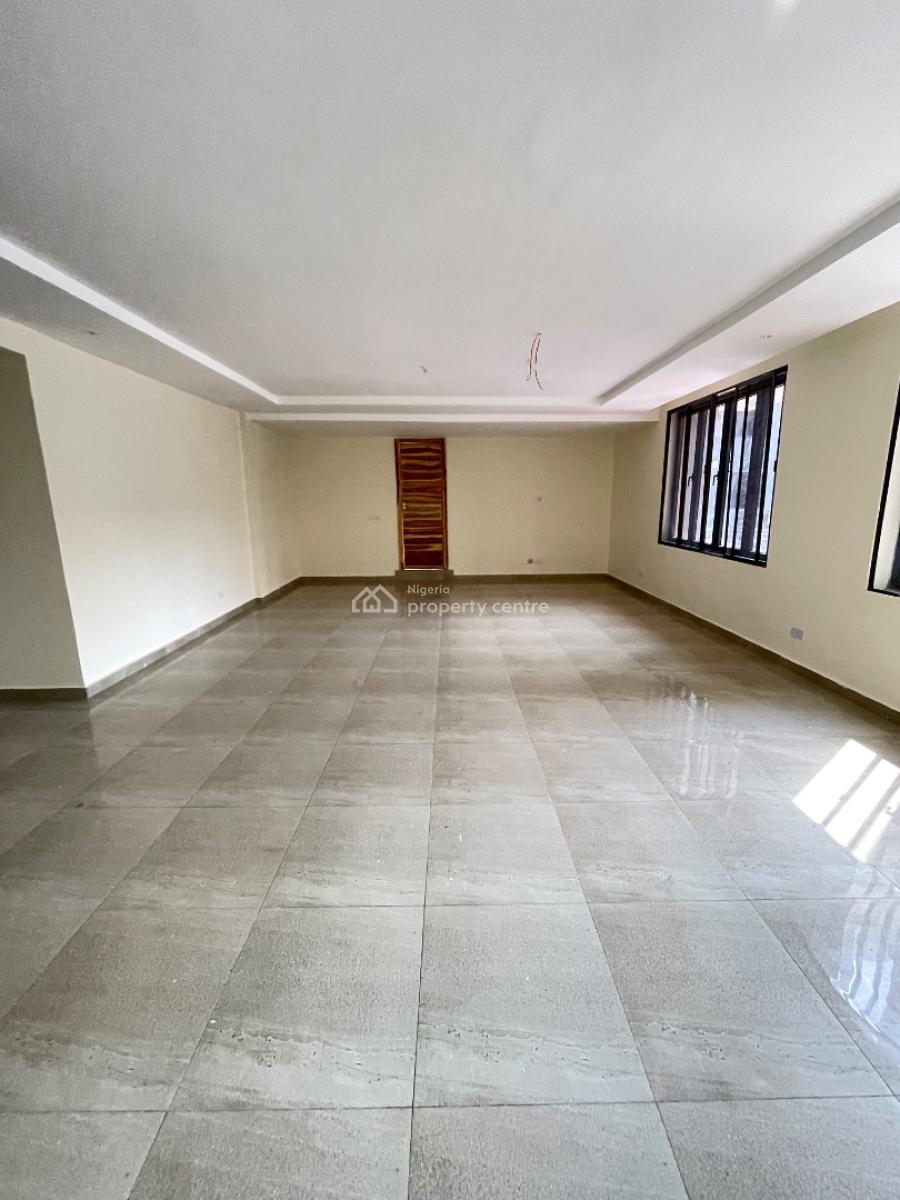 a 2 Bedroom Apartment with a Bq, Lekki Phase 1, Lekki, Lagos, Flat / Apartment for Sale
