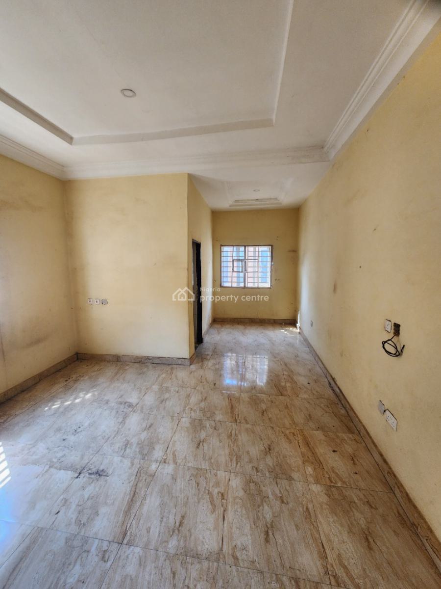 Luxury Two Bedroom Block of Flat, News Engineering, Dawaki, Gwarinpa, Abuja, Flat / Apartment for Rent