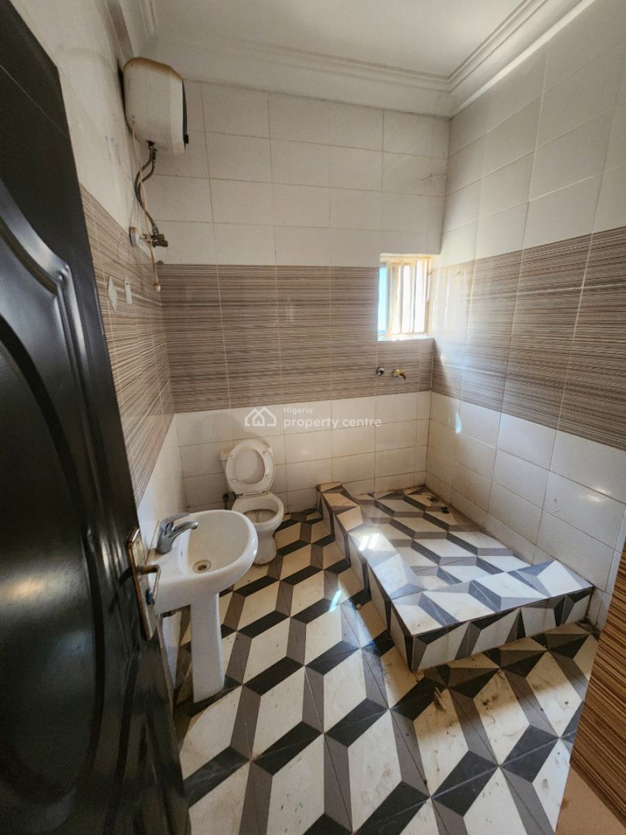 Luxury Two Bedroom Block of Flat, News Engineering, Dawaki, Gwarinpa, Abuja, Flat / Apartment for Rent