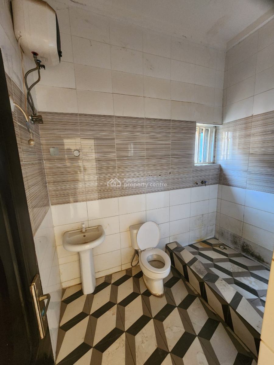 Luxury Two Bedroom Block of Flat, News Engineering, Dawaki, Gwarinpa, Abuja, Flat / Apartment for Rent