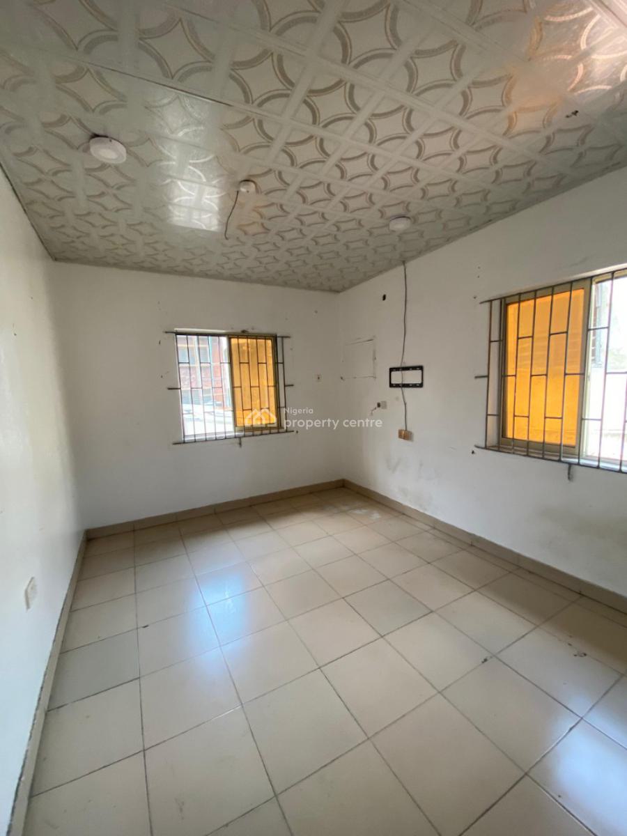 Relatively New 2 Bedroom Flat, Off Ogudu Ojota Road, Ogudu, Lagos, Flat / Apartment for Rent
