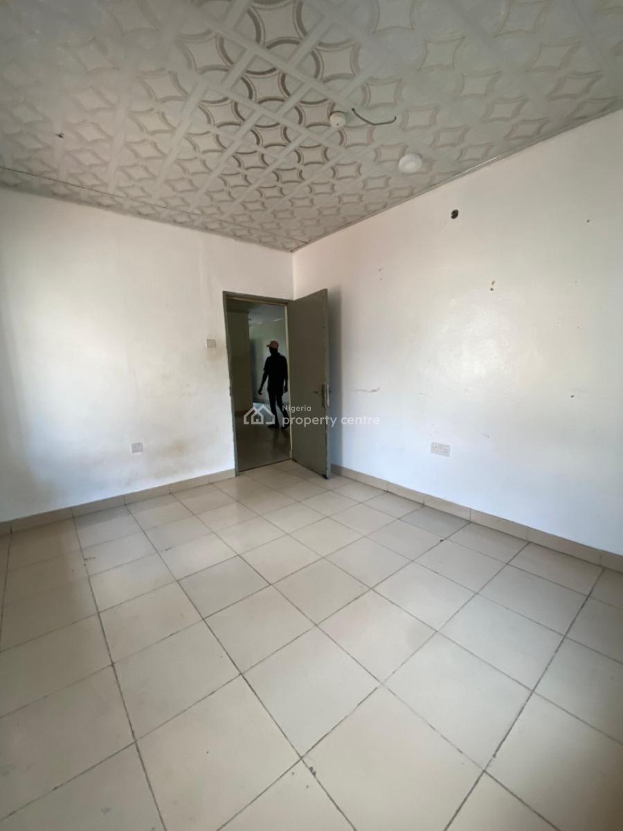 Relatively New 2 Bedroom Flat, Off Ogudu Ojota Road, Ogudu, Lagos, Flat / Apartment for Rent