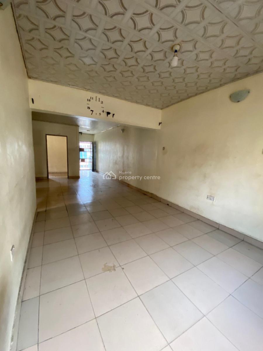 Relatively New 2 Bedroom Flat, Off Ogudu Ojota Road, Ogudu, Lagos, Flat / Apartment for Rent