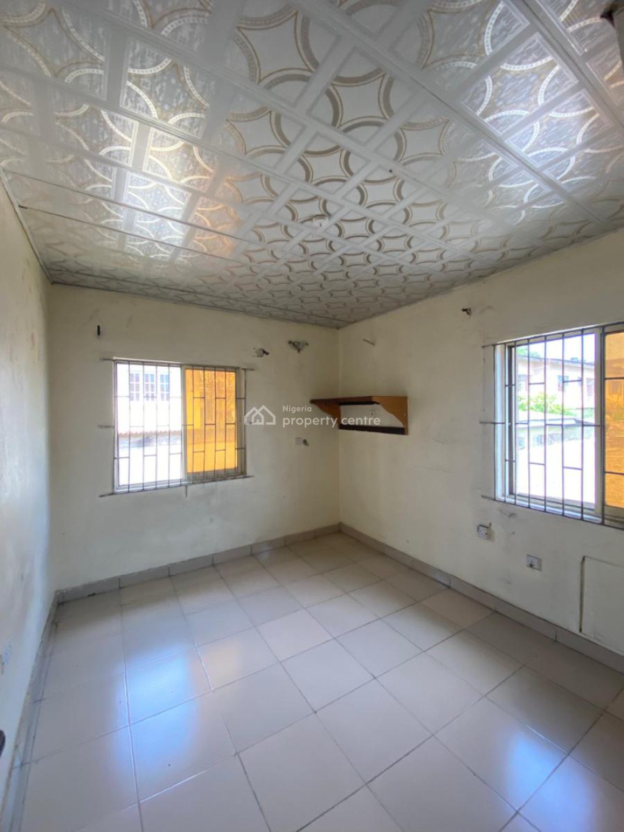 Relatively New 2 Bedroom Flat, Off Ogudu Ojota Road, Ogudu, Lagos, Flat / Apartment for Rent