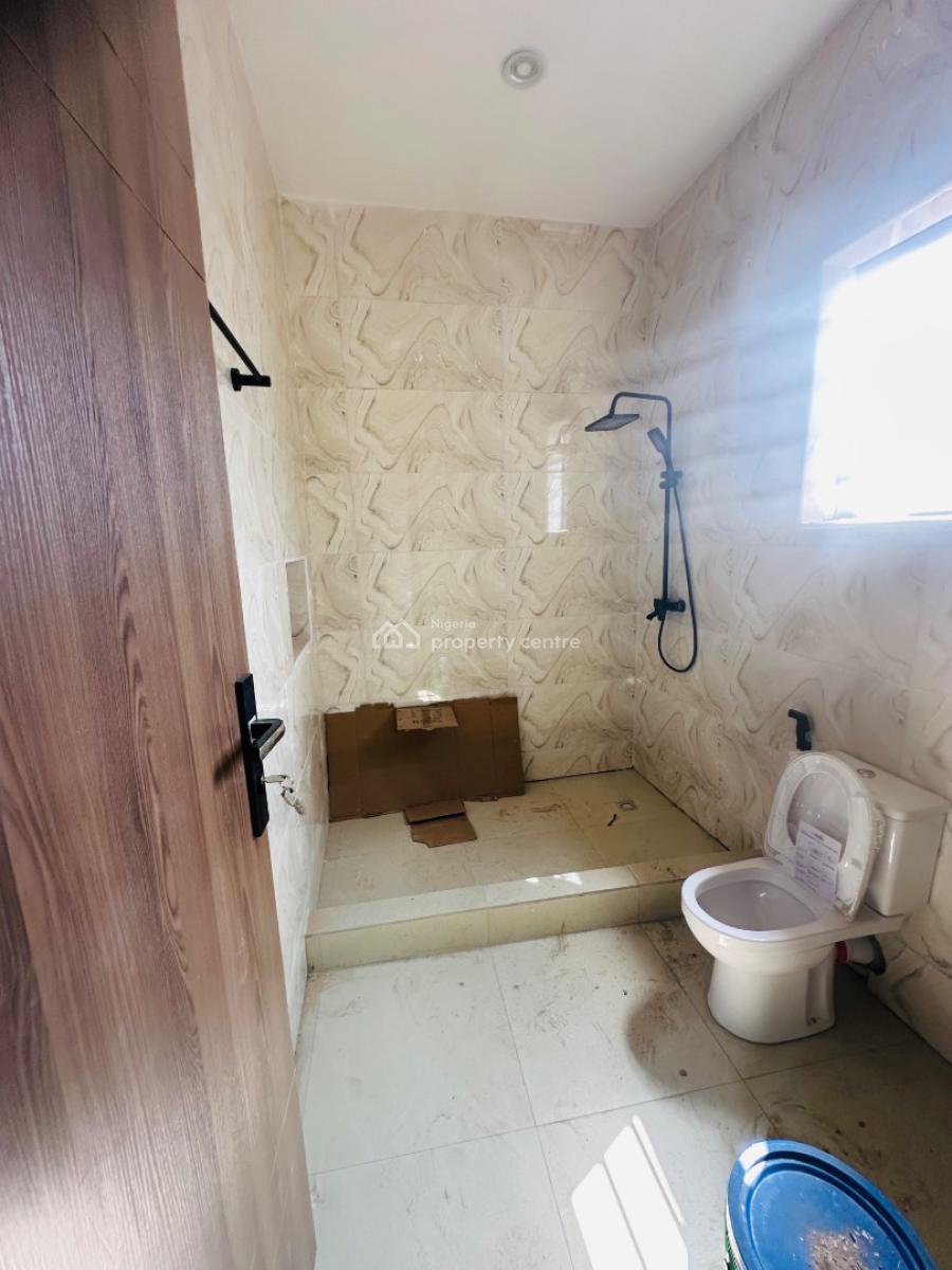 Spaciously Built 5 Bedroom Fully Detached Duplex with Bq and Cinema, Gra Phase 2, Magodo, Lagos, Detached Duplex for Sale