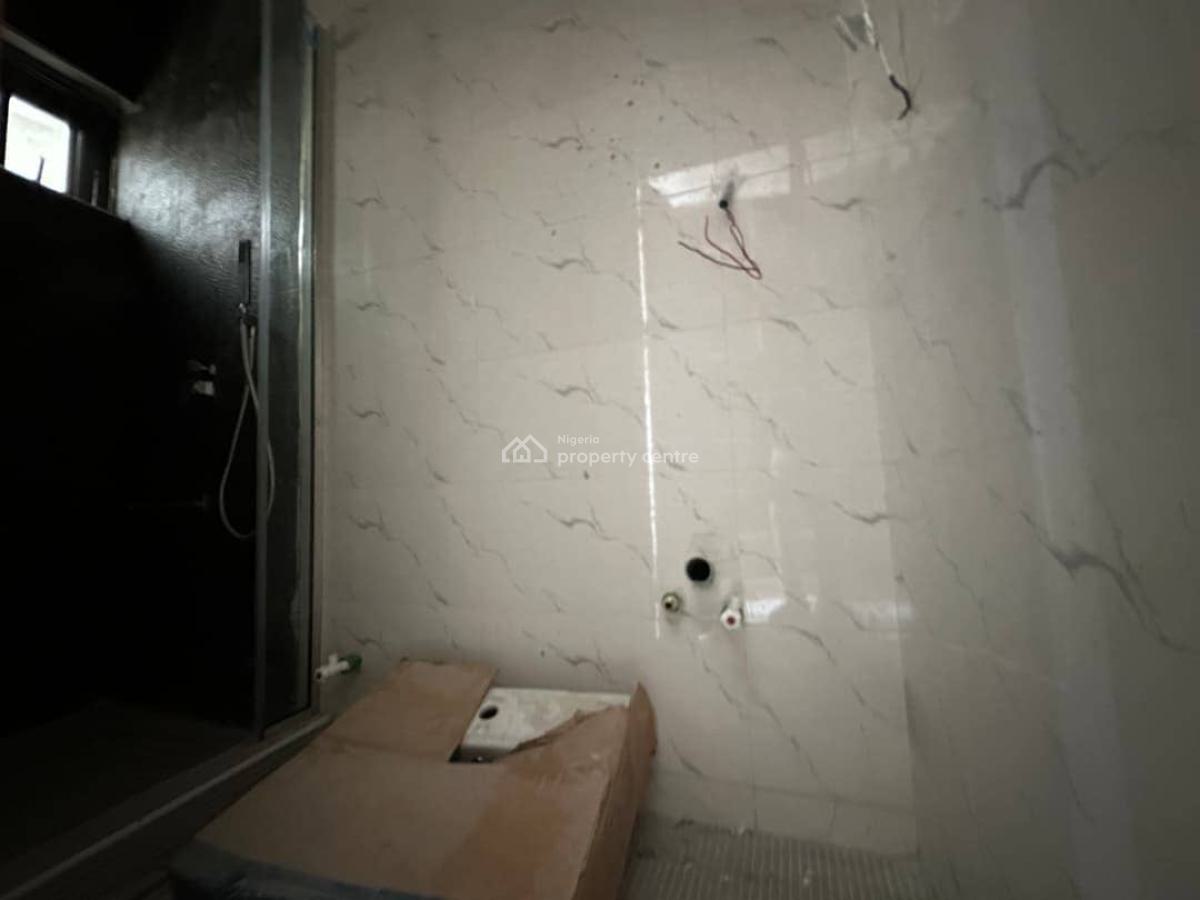 2 Bedroom Terrace Duplex, Lekki Phase 1, Lekki, Lagos, Terraced Duplex for Rent