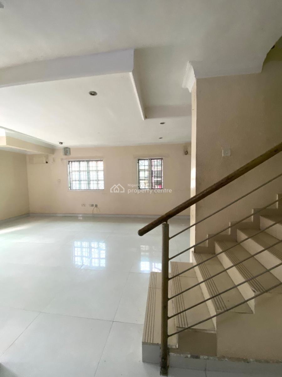 4 Bedroom Semi Detached Duplex, Lekki Phase 1, Lekki, Lagos, Semi-detached Duplex for Rent
