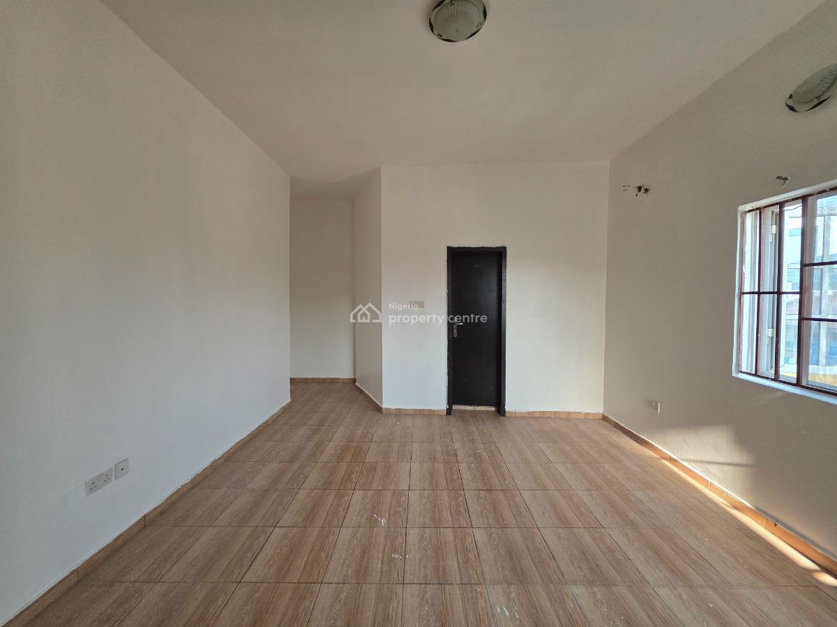 Well Located 2 Bedroom Apartment with Roof Top Terrace, New Road, Igbo Efon, Lekki, Lagos, Block of Flats for Sale