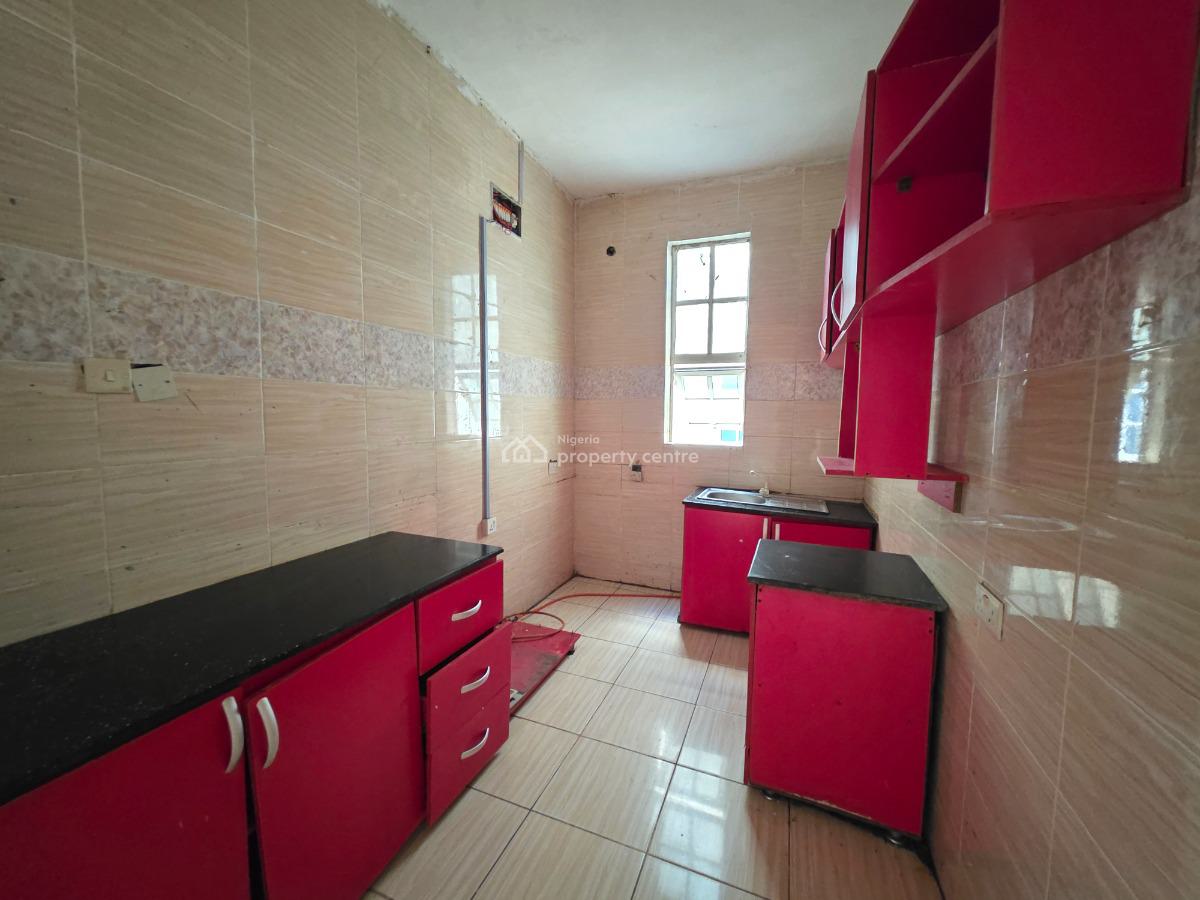 Well Located 2 Bedroom Apartment with Roof Top Terrace, New Road, Igbo Efon, Lekki, Lagos, Block of Flats for Sale