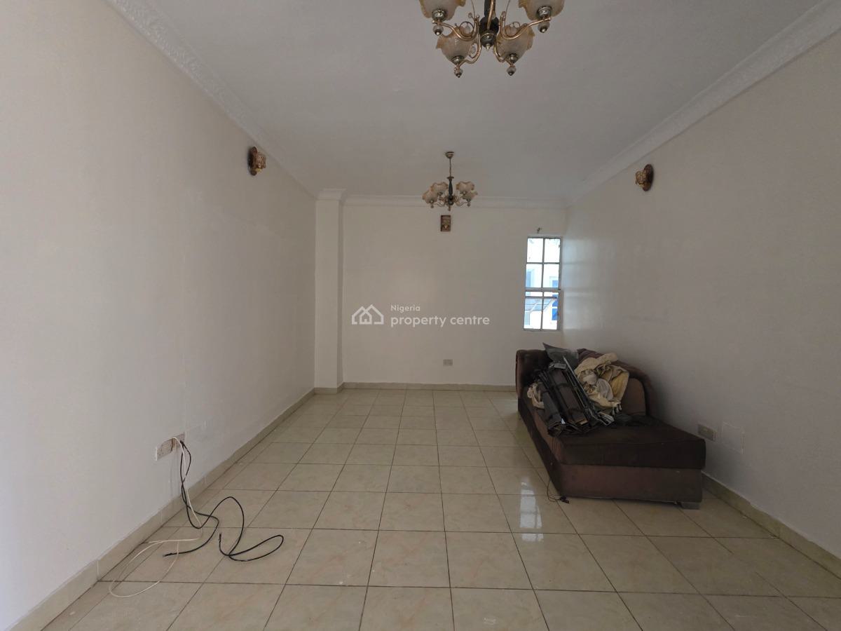 Well Located 2 Bedroom Apartment with Roof Top Terrace, New Road, Igbo Efon, Lekki, Lagos, Block of Flats for Sale