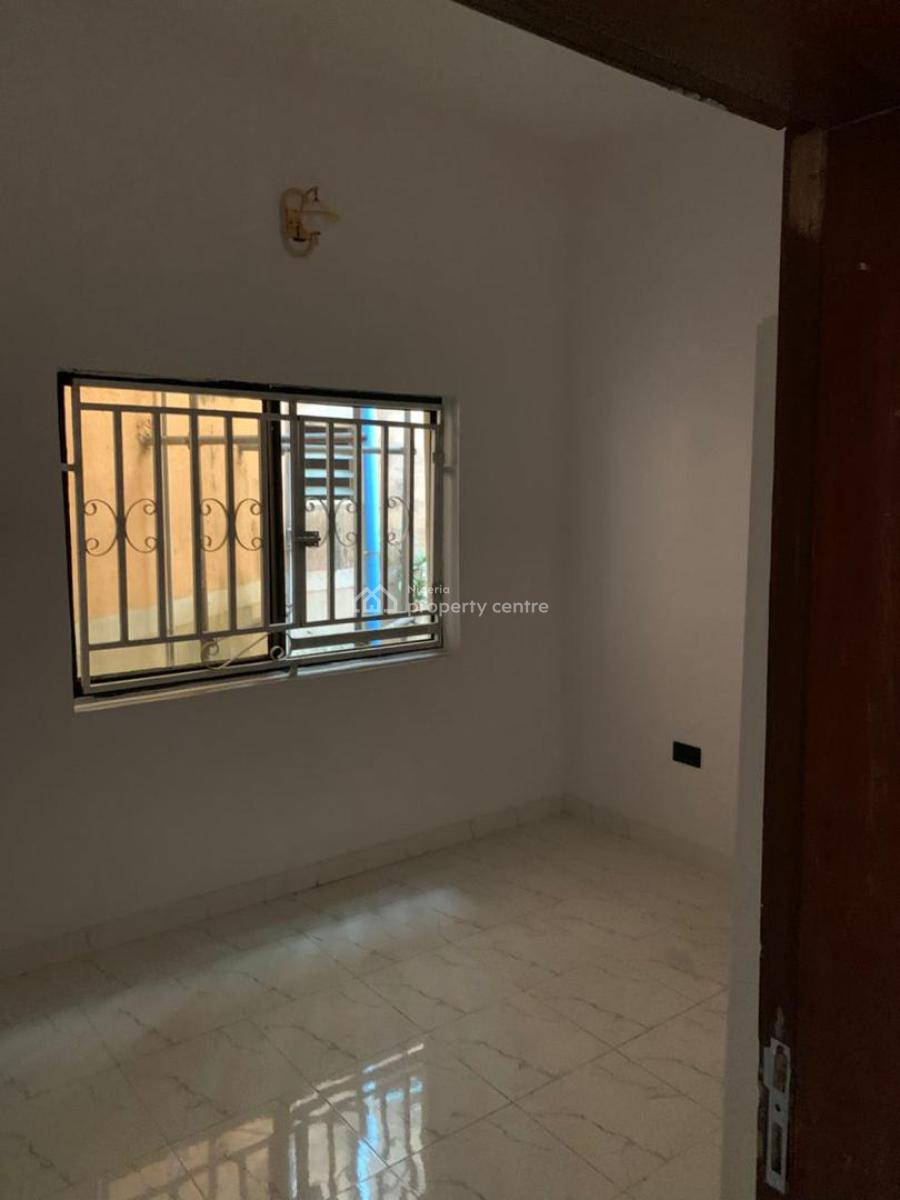 Luxury 2 Bedroom Flat, Omole Phase 2, Ikeja, Lagos, Flat / Apartment for Rent