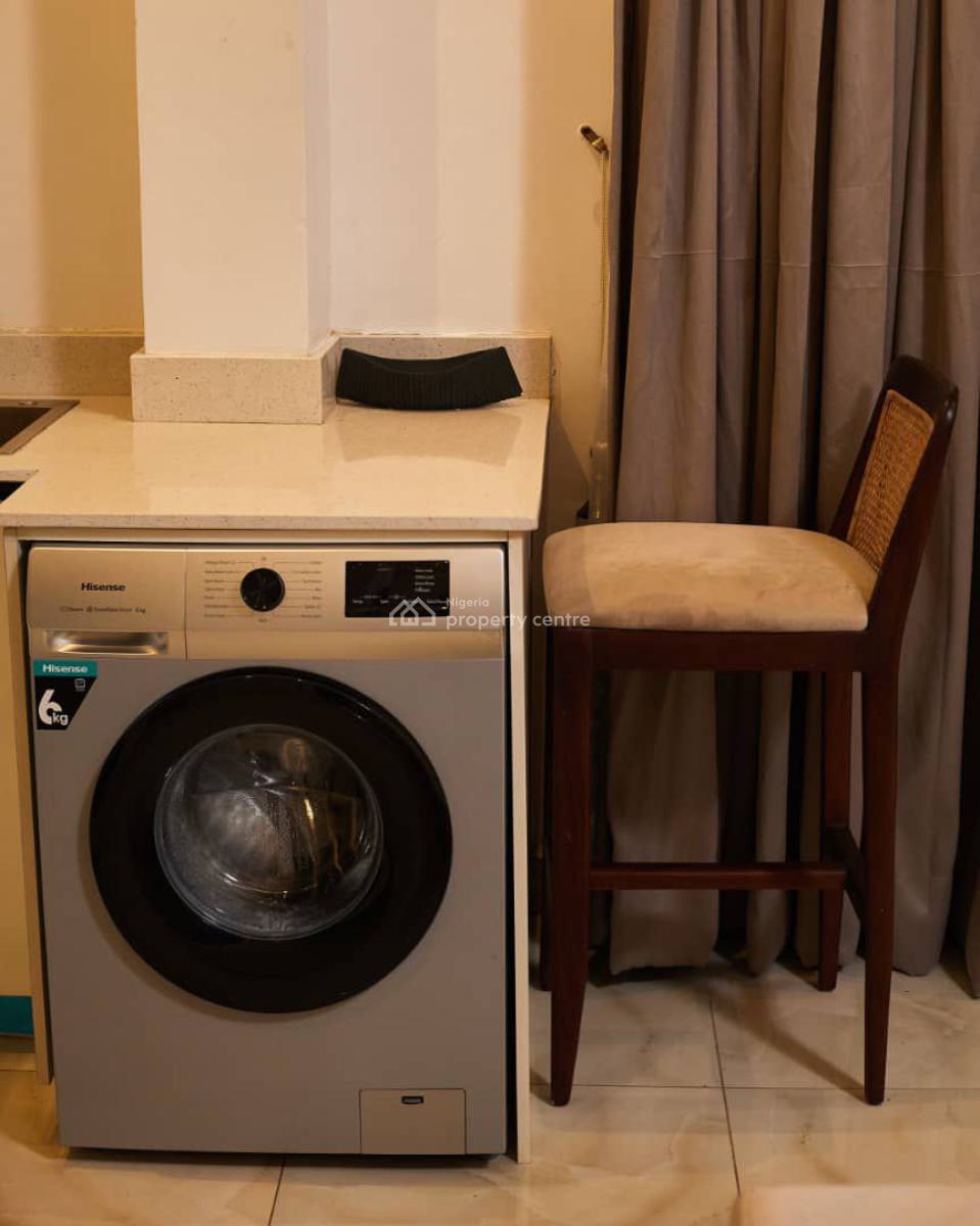 Furnished Mini Flat, Off Freedom Way, Lekki Phase 1, Lekki, Lagos, Mini Flat (room and Parlour) for Sale