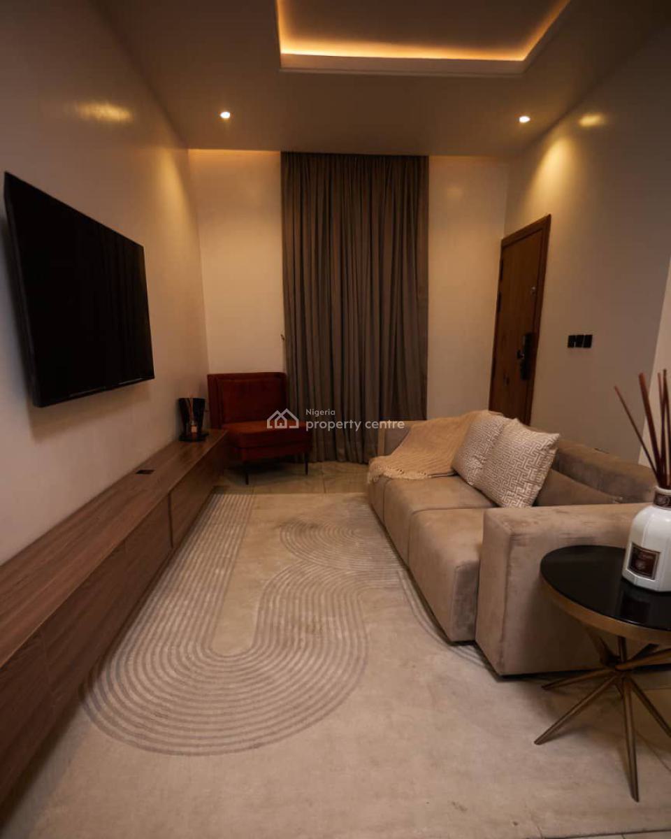 Furnished Mini Flat, Off Freedom Way, Lekki Phase 1, Lekki, Lagos, Mini Flat (room and Parlour) for Sale