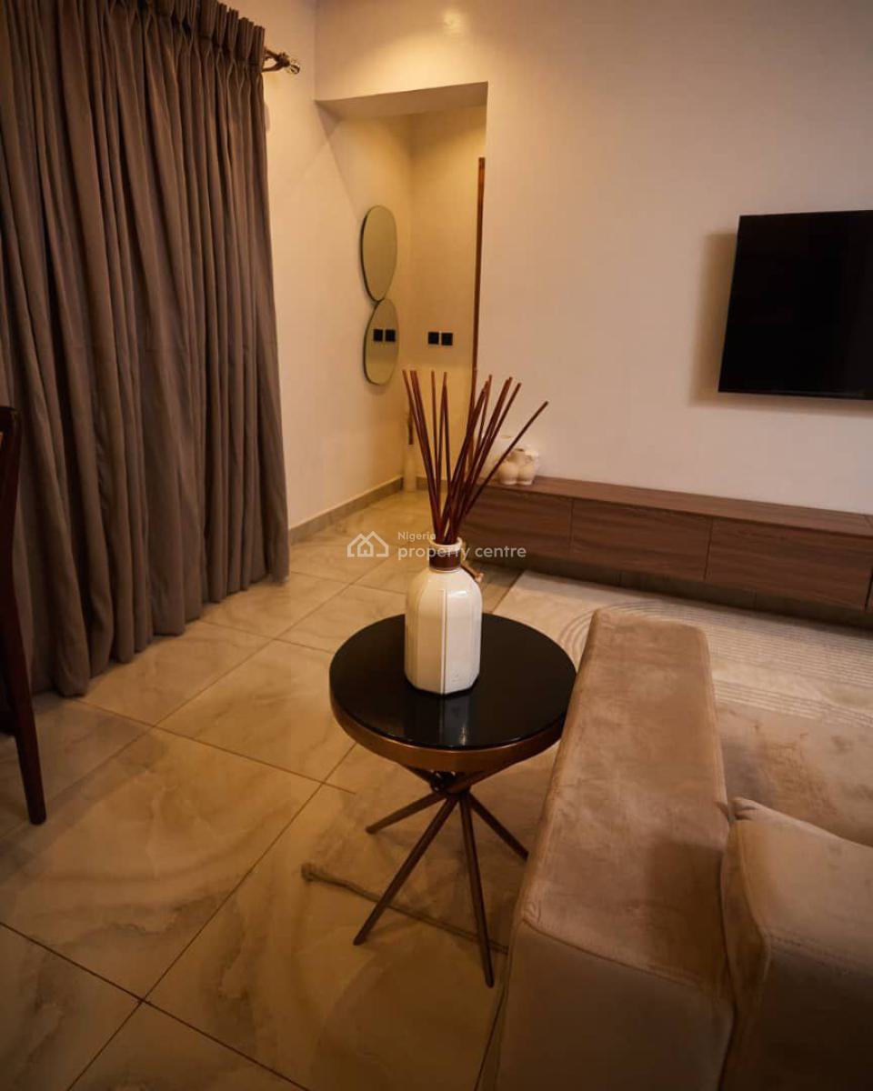Furnished Mini Flat, Off Freedom Way, Lekki Phase 1, Lekki, Lagos, Mini Flat (room and Parlour) for Sale