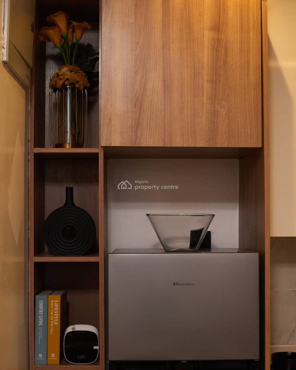 Furnished Mini Flat, Off Freedom Way, Lekki Phase 1, Lekki, Lagos, Mini Flat (room and Parlour) for Sale