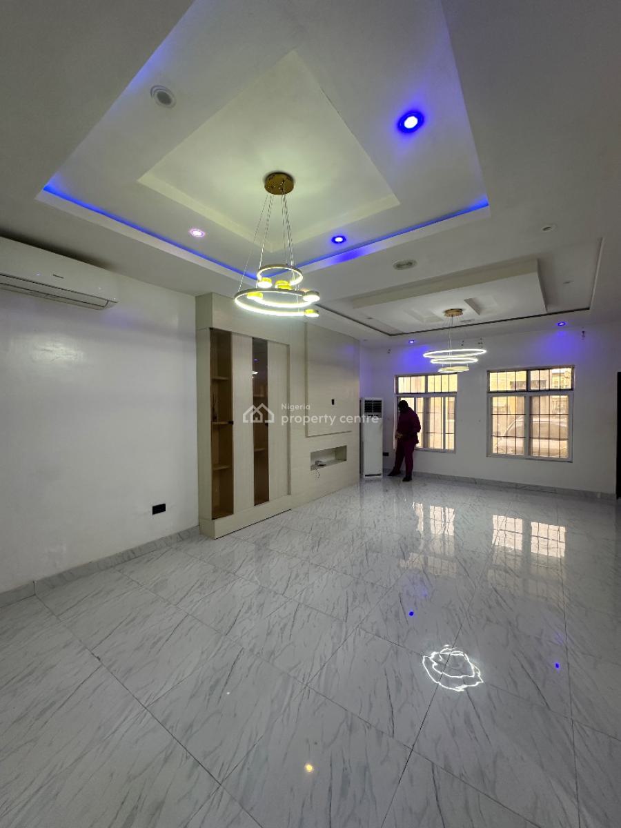 2 Bedroom Semi Furnished Terrace, Orchid, Lekki, Lagos, Terraced Duplex for Rent