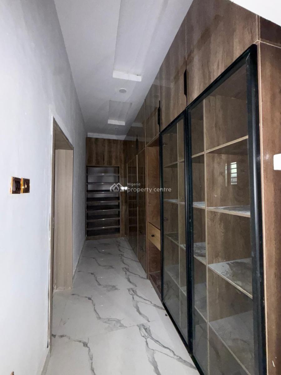 Massive 4 Bedrooms Fully Detached Duplex with a Room Bq, Engineer Lere Adigun Gra, Next to Bcos, Bashorun, Ibadan, Oyo, Detached Duplex for Sale