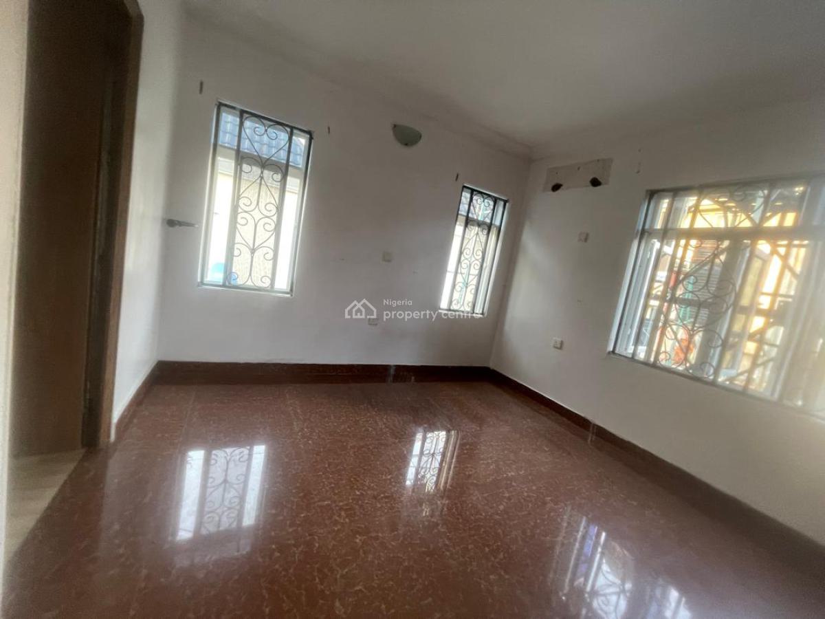 Spacious  2 Bedroom Terrace Duplex Available, Lekki Phase 1, Lekki, Lagos, Terraced Duplex for Rent
