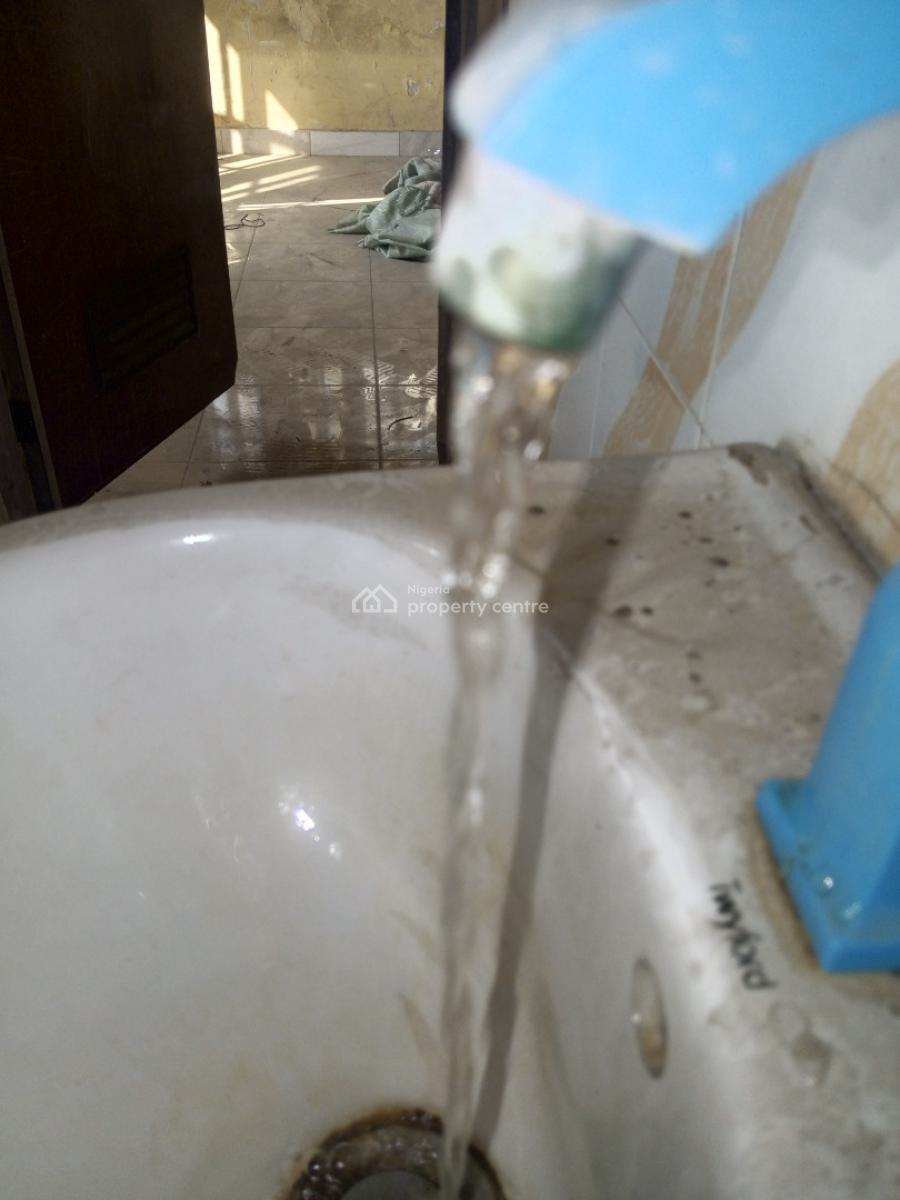 2 Bedroom Flat, 10 Family, Ajiwe, Ajah, Lagos, Flat / Apartment for Rent