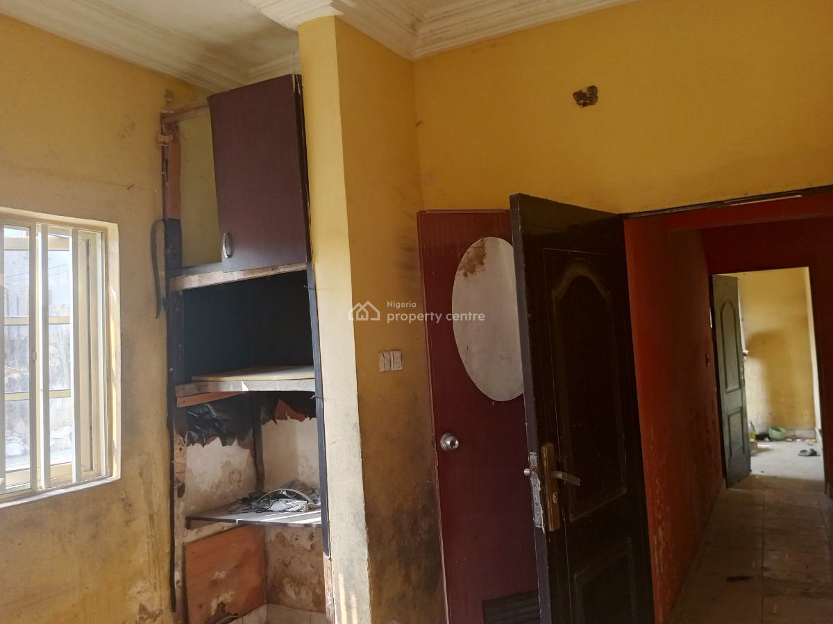 2 Bedroom Flat, 10 Family, Ajiwe, Ajah, Lagos, Flat / Apartment for Rent