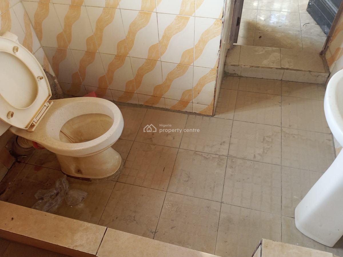 2 Bedroom Flat, 10 Family, Ajiwe, Ajah, Lagos, Flat / Apartment for Rent