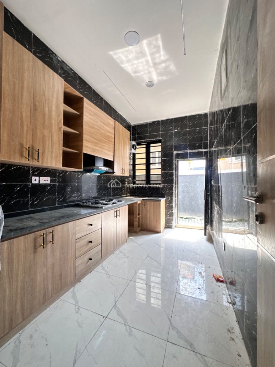 Investible 4 Bedroom Duplex, Ikota Estate, Lekki, Lagos, Terraced Duplex for Sale