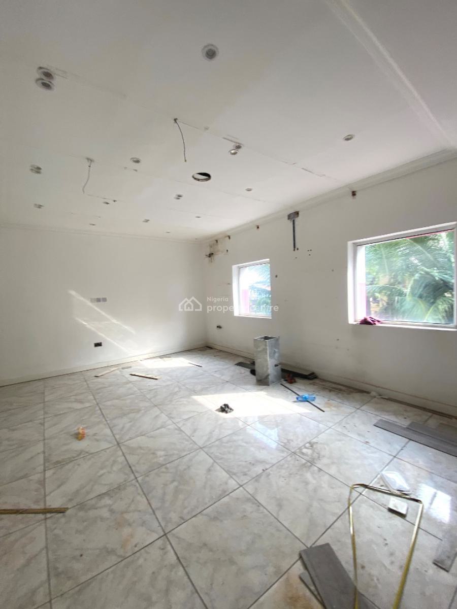 98 Square Meters Commercial Space, Lekki Phase 1, Lekki, Lagos, Office Space for Sale