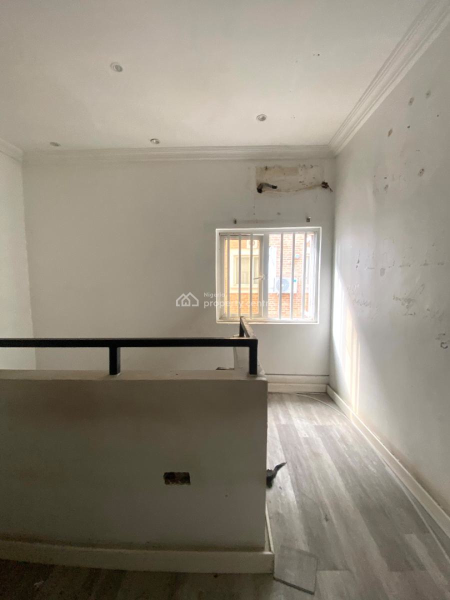 98 Square Meters Commercial Space, Lekki Phase 1, Lekki, Lagos, Office Space for Sale