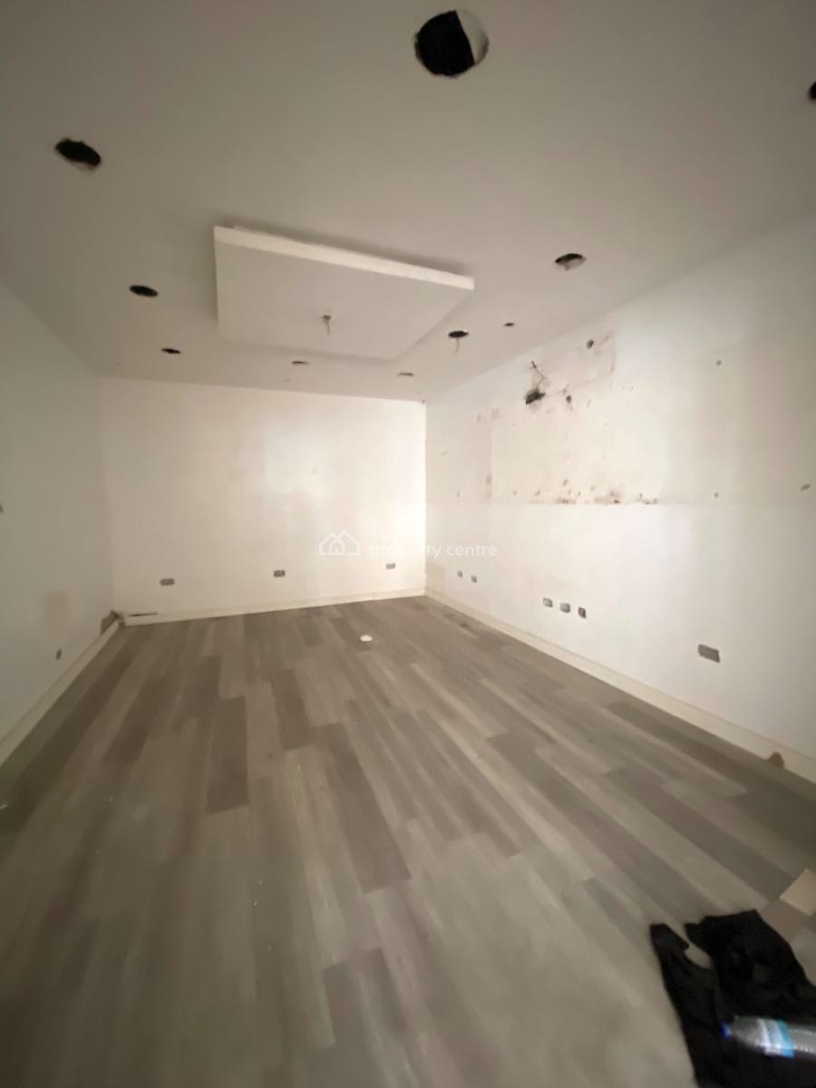 98 Square Meters Commercial Space, Lekki Phase 1, Lekki, Lagos, Office Space for Sale