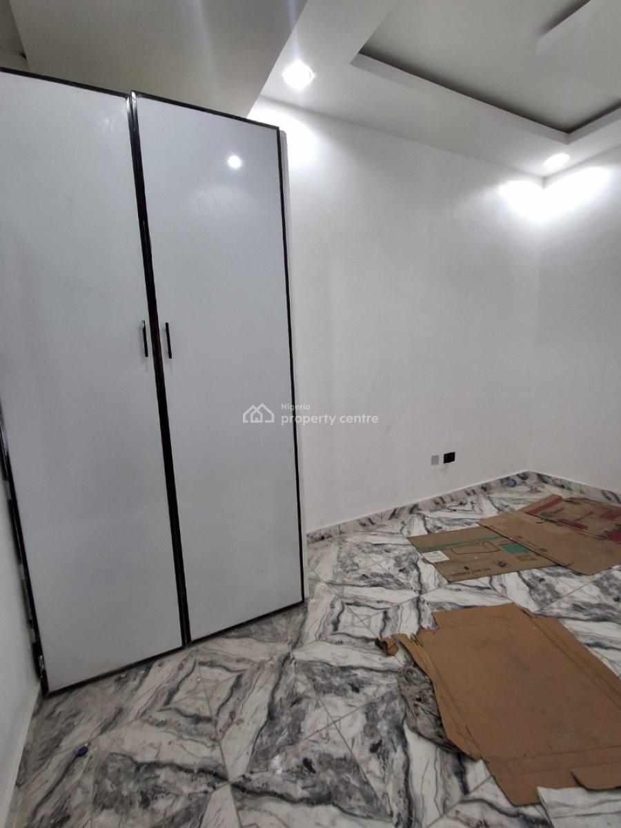 Newly Built 2 Bedroom Upstairs, Badore, Ajah, Lagos, House for Rent