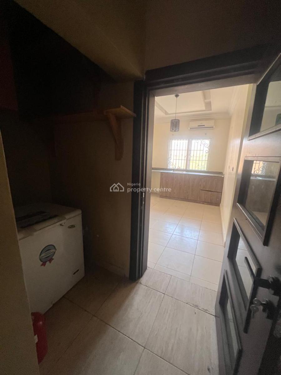 Well Maintained 5 Bedroom Detached House with Bq, Victory Park Estate By Shoprite Road, Osapa, Lekki, Lagos, Detached Duplex for Rent