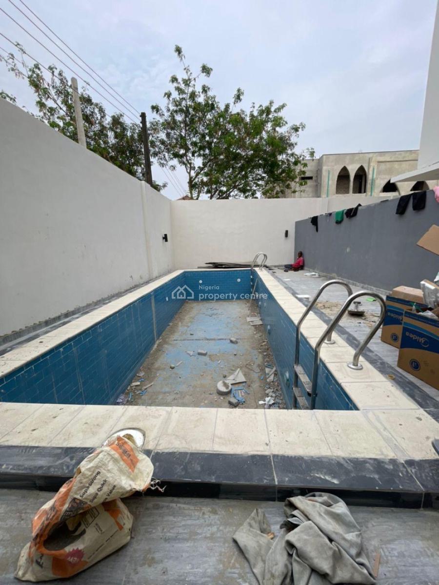 5 Bedroom Semi Detached Duplex with a Communal Pool, Ikoyi, Lagos, Semi-detached Duplex for Sale